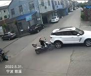 关键时刻,头盔真的能保命